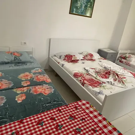 Pensión Feriz Vukaj