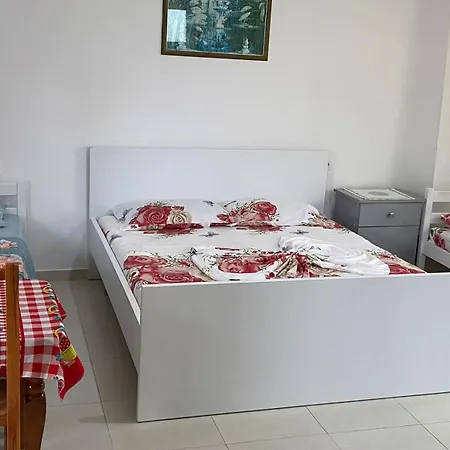 Guest house Feriz Vukaj